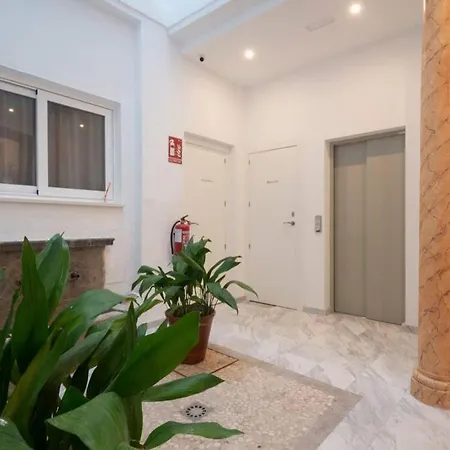 Apartment Rosarioseis Patio De Leones Granada